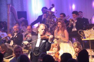 André Rieu Orchestra playing